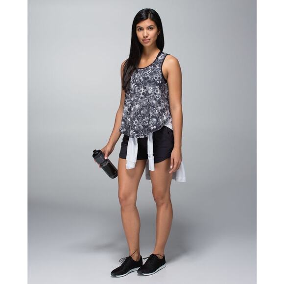 Lululemon Run Split Singlet Flowabunga Black Angel Wing Tank Top Athletic - Picture 2 of 13